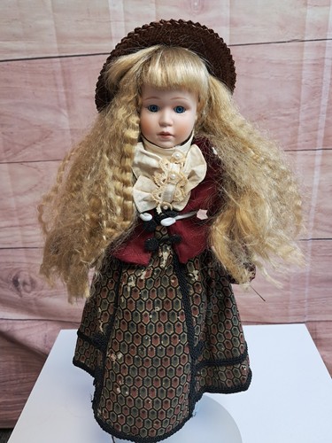 Porcelain head doll maker - porcelain, no