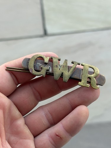Railway gwr cap badge - gwr,