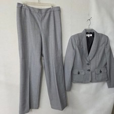 SUIT STUDIO Womens 2 Piece
