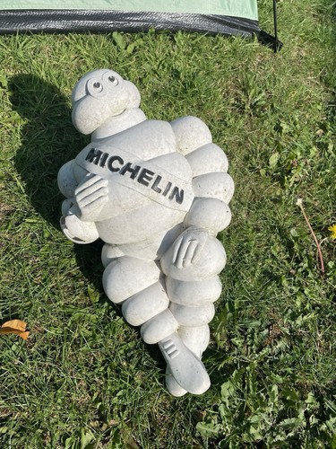Vintage white bibendum - ,