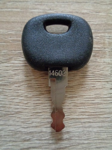 Unbranded tractor - (case, ih)