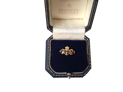 Claddagh ring 9ct gold 1998 - ring,
