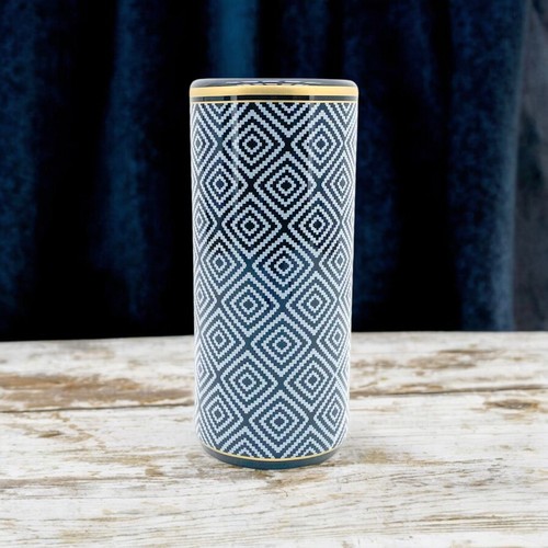 Classic ceramic black white - &,