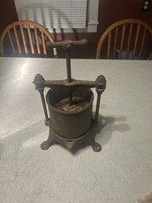 GRISWOLD ANTIQUE FRUIT GRAPE