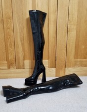 PrettyLittleThing Black Patent