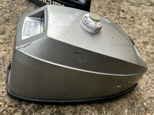 Engine top hood - engine, cover