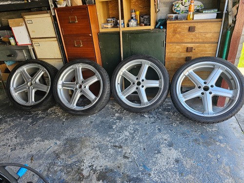 Jeep grand cherokee alloy