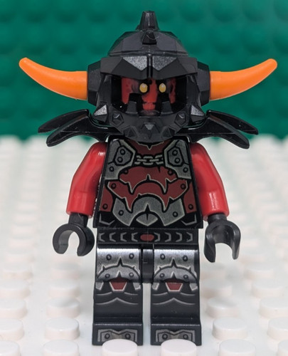 Lego minifigure nexo - nexo, knights