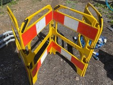 Safegate Hi-Vis Folding Safety Barrier – 4 Panels (Site / Event / Roadworks)