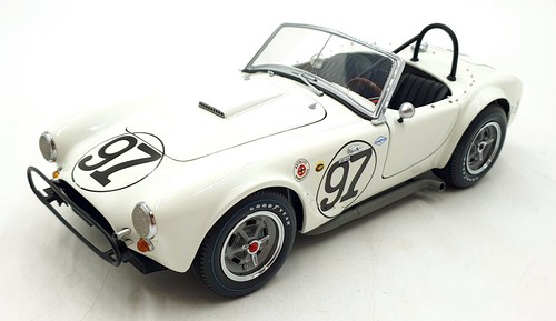 Exoto scale diecast 18130 - scale,