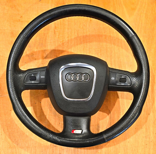 Audi 2006 steering - wheel, s