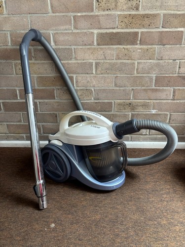 Electrolux cyclone power 1700w - cyclone,
