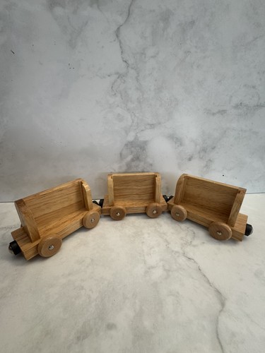 New 10cm wooden magnet trains - new,