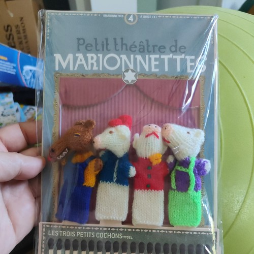 Petit theatre marionnettes - theatre,