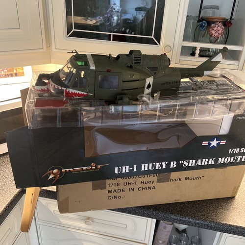 21st century toys uh huey - 21st, 1/18