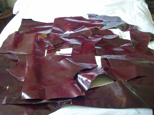 Deep red smooth - red,