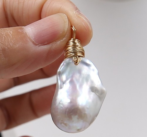 White baroque keshi - mm,