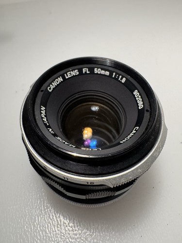 Canon 50mm lens - fl, f1.8