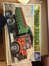 Italeri  DAF 2800 Dump Truck