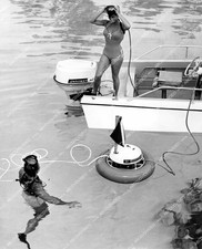 crp-15173 1966 Johnson Motors new air-bouy for scuba diving fun crp-15173