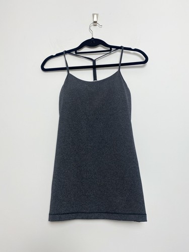 Lululemon women power pose - power,