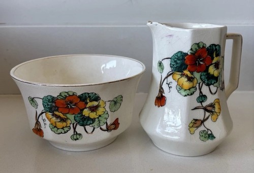 Vintage 1970 crown ducal - crown,