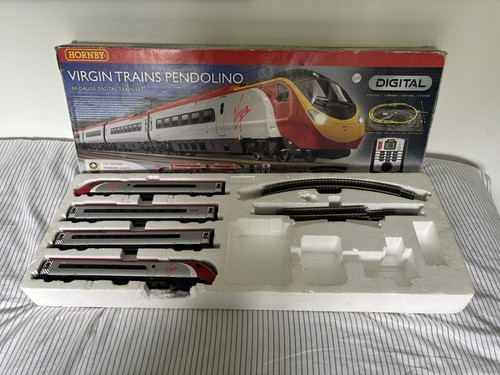 Hornby pendolino train - pendolino,