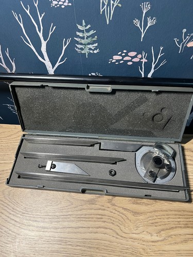 Universal bevel protractor - universal,
