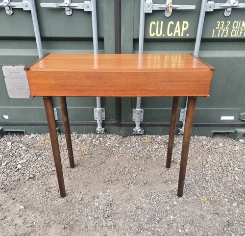 Mid century teak retro - teak,