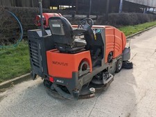 Road / Floor Sweeper Hakomatic 1800 Ride On LPG Gas. Year : 2013  - REDUCED ££