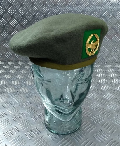 Wool beret with eagle - wool,