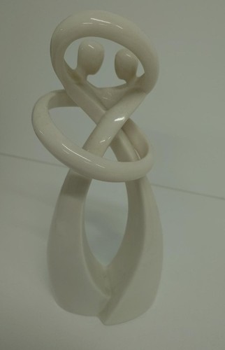 Circle love figurine - circle,