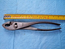 Vintage Elliott Lucas Slip