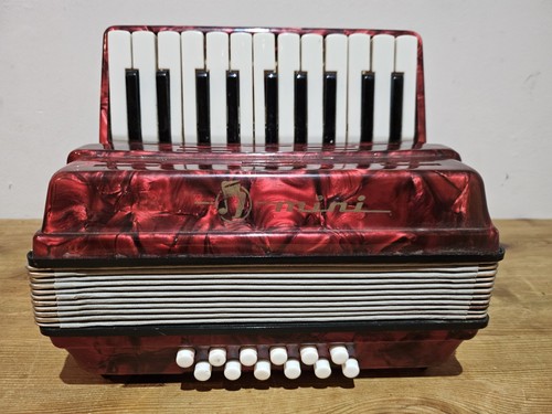 Vintage mini accordion made - vintage, in