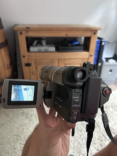 Canon v200 8mm video - uc-v200,