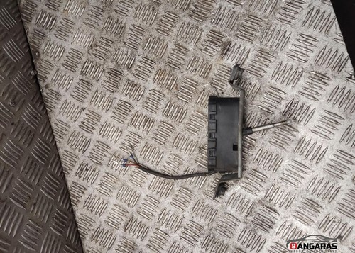 Volvo xc70 2001 headlight - volvo,