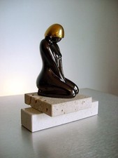 Vintage Metallic Effect Figurine – GALOS PORCELAIN FIGURE – Stone/Marble Base