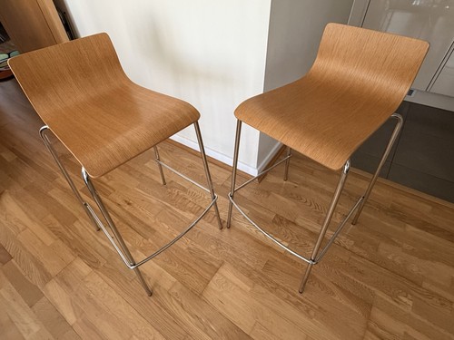 Pair modern oak veneer - of,