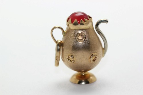 Vintage 18k gold - gold, 3d