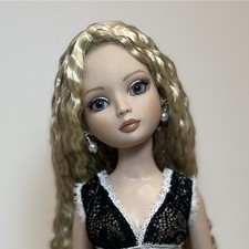 Tonner Ellowynne Wilde 16"