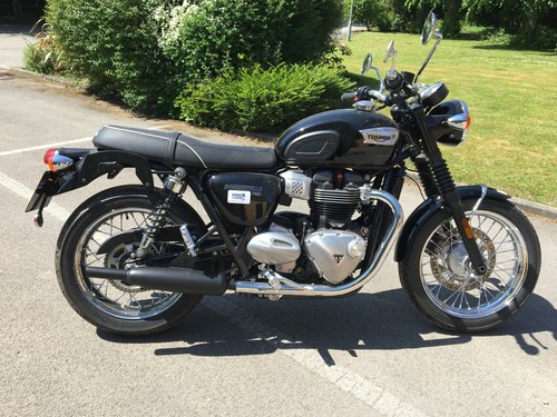 Triumph bonneville exhausts - bonneville,
