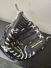 Barnett JL110 Baseball Glove