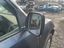 MITSUBISHI SHOGUN 99-06 BLACK