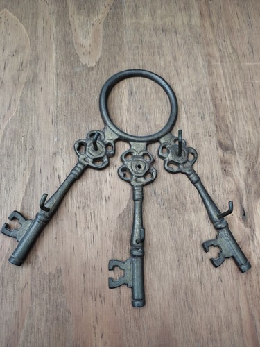 Brass skeleton key holder - key,