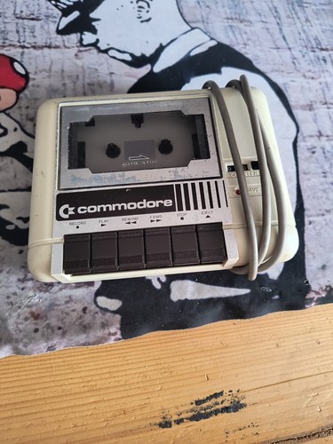 Commodore tape deck retro - commodore, 64