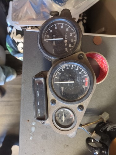 Yamaha fzr600 1994 - yamaha, speedo