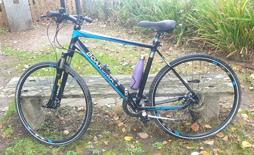 Mens hybrid bicycle - , boardman
