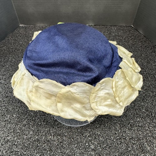 Vintage straw pillbox hat - pillbox,