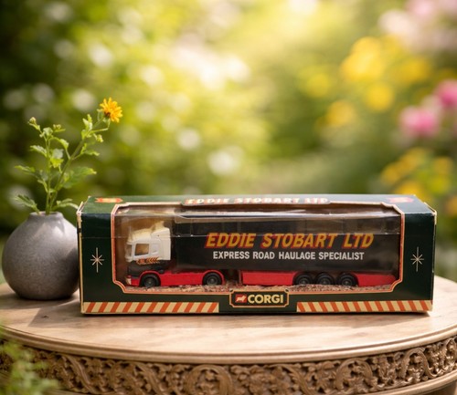 Corgi erf curtainside - erf,