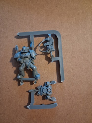 Warhammer40k space marine - warhammer40k,
